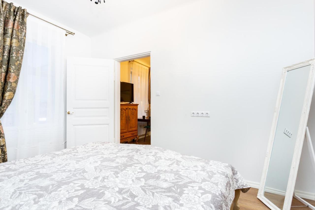 Easyrentals By Reval