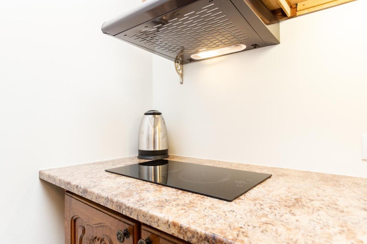 Apartment Easyrentals By Reval